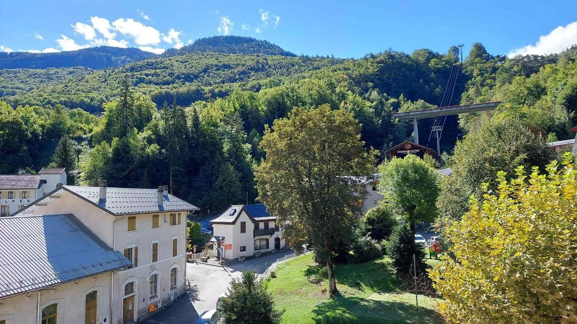 Studio Pour 2 Avec Balcon, Wifi Et Parking A Brides-Les-Bains - Fr-1-512-226