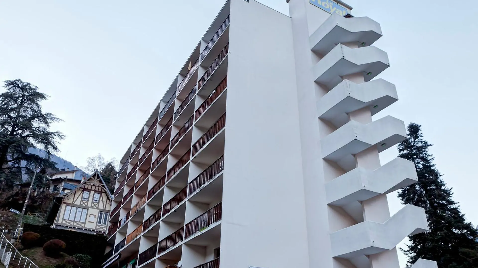 Apartment Studio Pour 2 Avec Balcon, Wifi Et Parking A Brides-Les-Bains - Fr-1-512-226